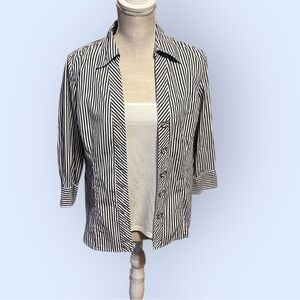 Liz & Co  blue stripe blouse, sz medium